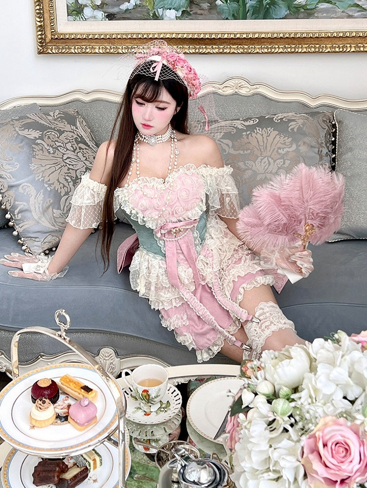 Rokoko Sweetheart Skort + Korsett Top Grünes Outfit Rosa Ausschnitt Rosen