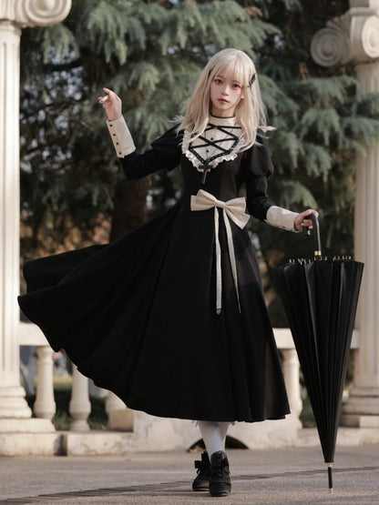 Schwarzes elegantes Juliette-Ärmelkleid Nonne Lolita Langarm Einteiler