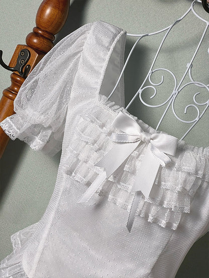 ホワイトスクエアネック半袖ブラウス