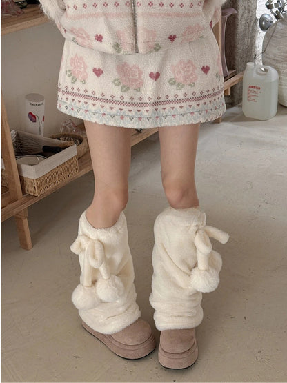 Pom-Pom Plush Warmers Leg