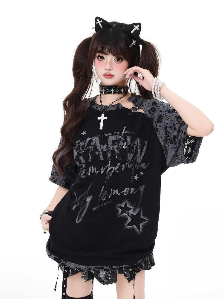 ブラック ディストレスト ホールズ スターバックル グラフィック Tシャツ