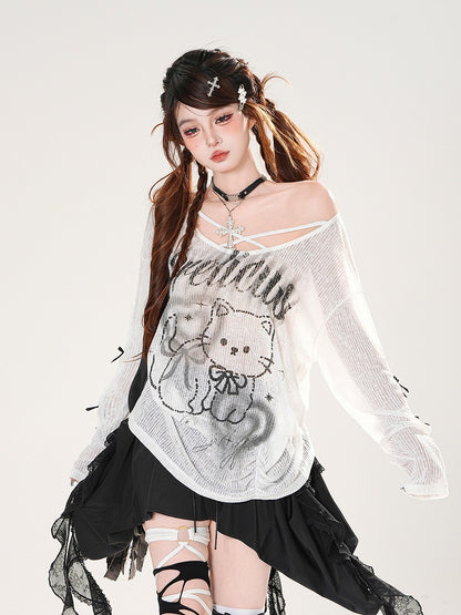 ブラック/ホワイト カバーアップ アシンメトリーネックライン キティプリント セミシアー