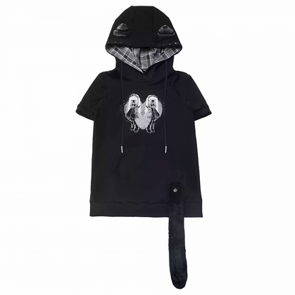 フードグラフィック ブラック キティ イヤー デザイン Tシャツ