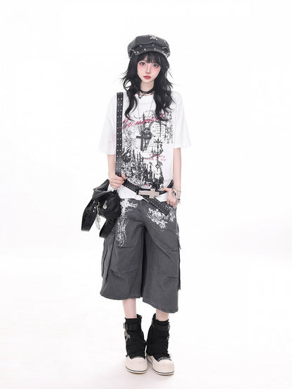 Gothic Print White Tee with Crew Neck and Short Sleeves - KNOW8 Online Shop