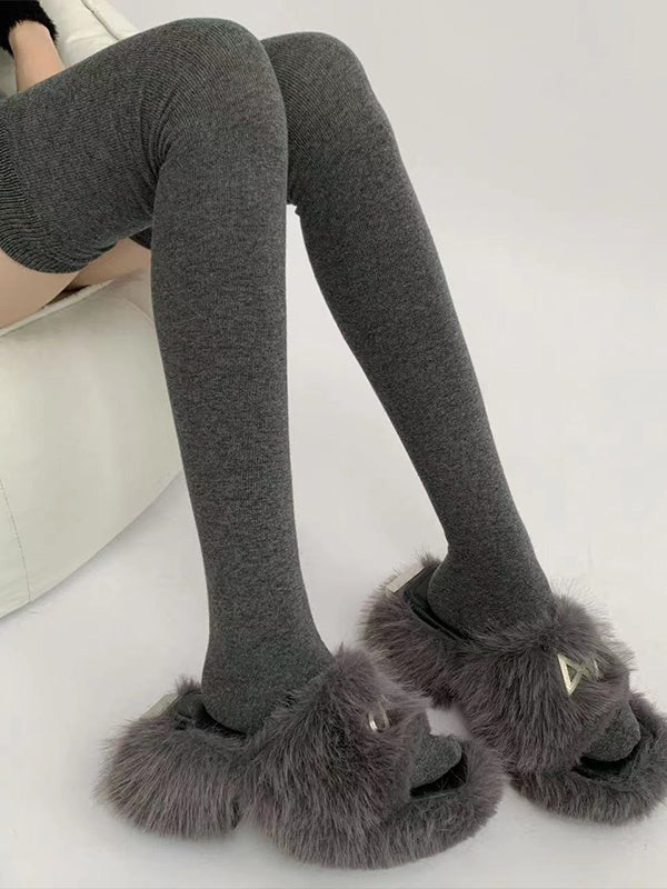 Cute Gray Extended Knee Dark Gray/Black/Black Stockings Over