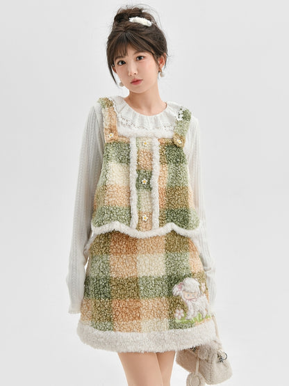 Green Cute Lamb Applique Plaid Fleece Skirt with Pockets