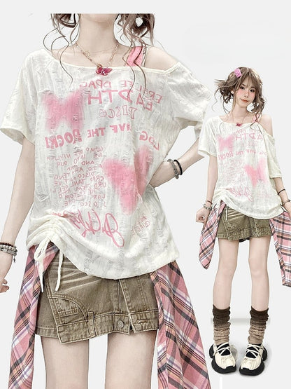 非対称Y2KビタースイートネックラインレターバタフライTシャツオフホワイトとプリント