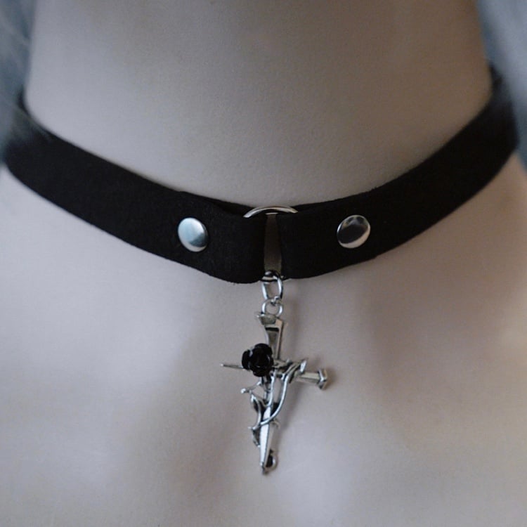 Cross Decorated Choker Pendant Rosette Black Gothic