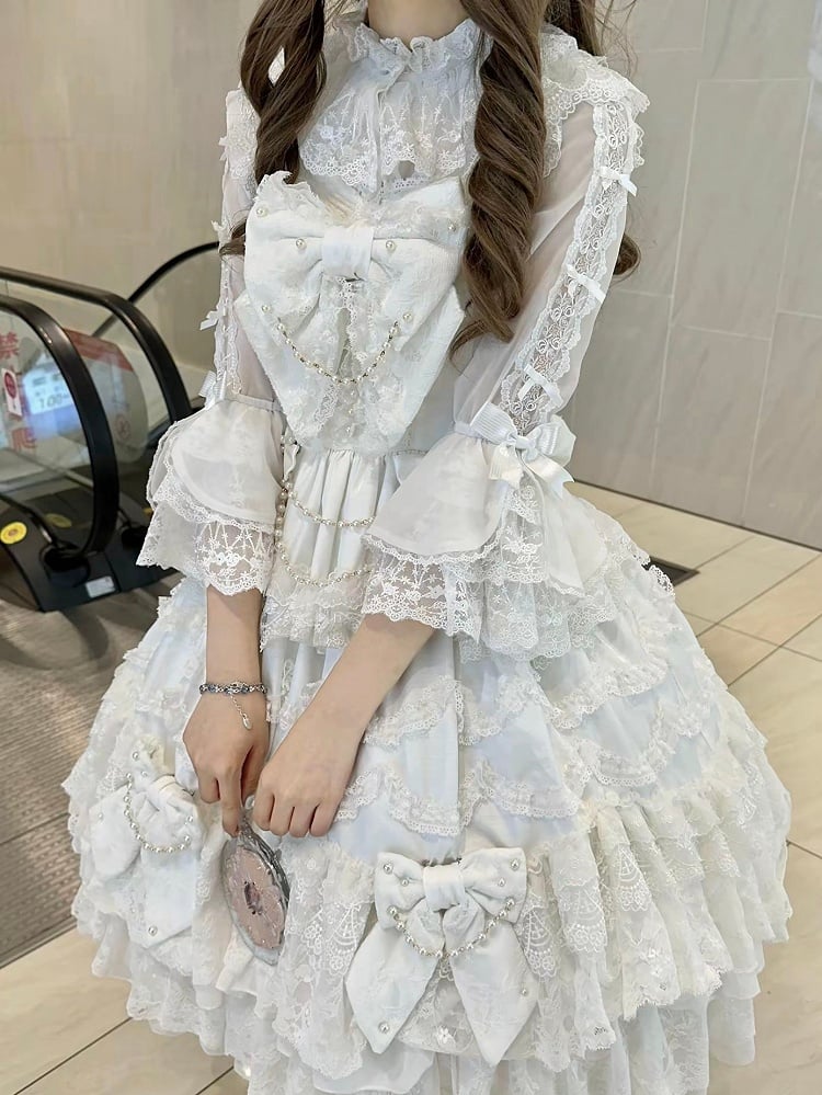 ネックラインのシャツ、小さな7/4スリーブ、フリル付きロリータホワイト