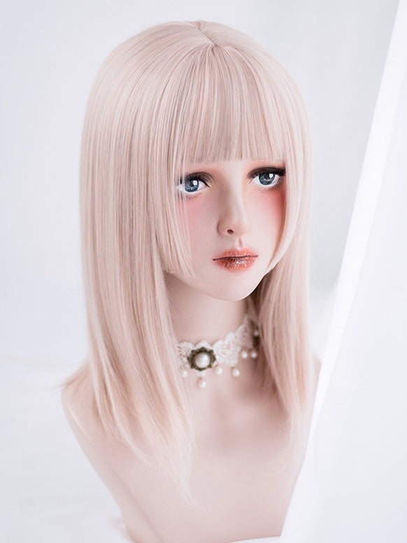 Hellrosa, 42 cm lange, glatte Perücke mit vollem Pony