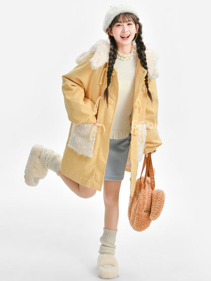 Milchgelber süßer Cord-Dufflecoat mit Lammkapuze