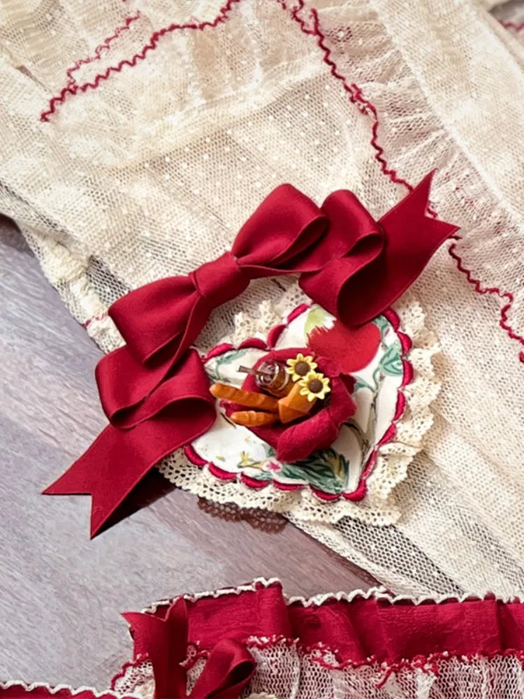 Rote Schleife Brotkorb Herzförmige Brosche