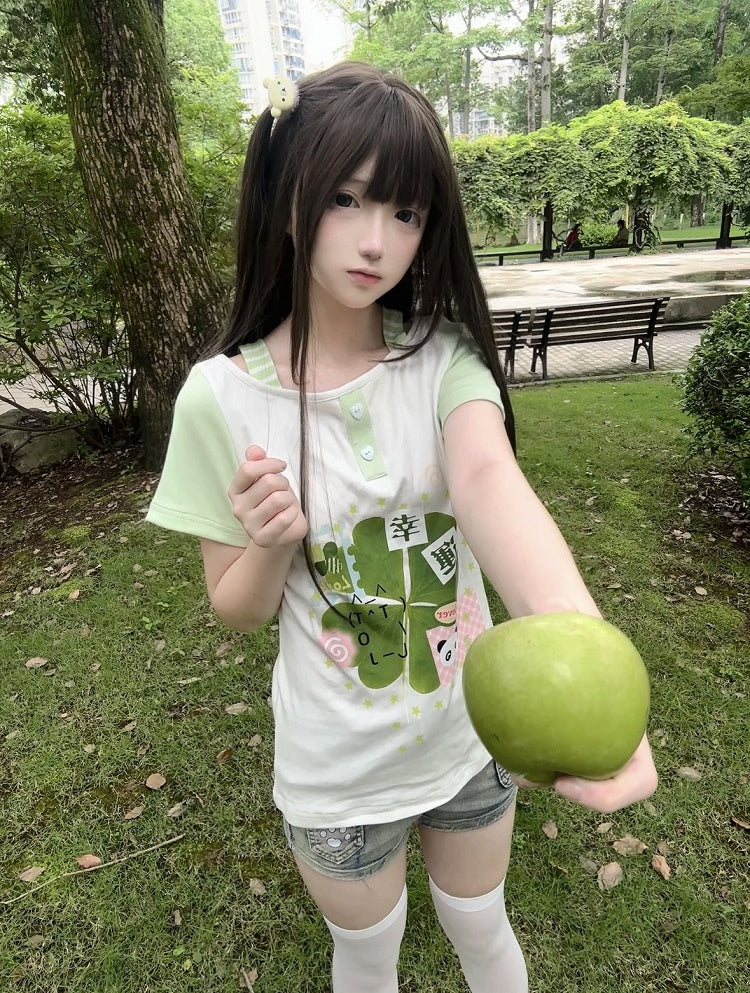 Print with Clover Wide White Sweet Colorblock Green T-shirt and Lucky Neckline