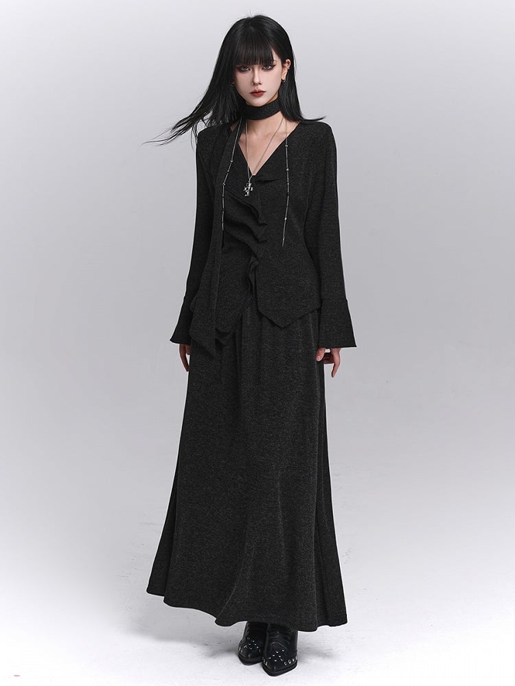 Placket with Black Neck Strap Pleated Top Trim V-Neck