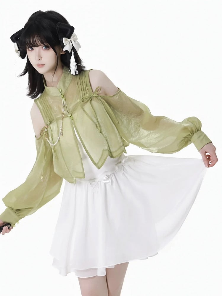 Grünes, halbtransparentes Oberteil im Cheongsam-Stil mit ausgeschnittenen Schultern und gerüschtem Ausschnitt