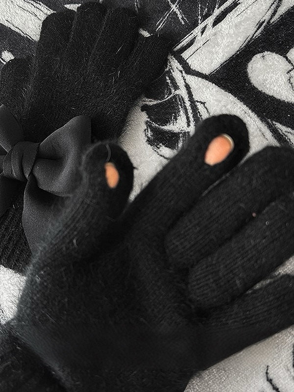 Gothic Details at Gloves Cutout Pads Black Finger Bowknot