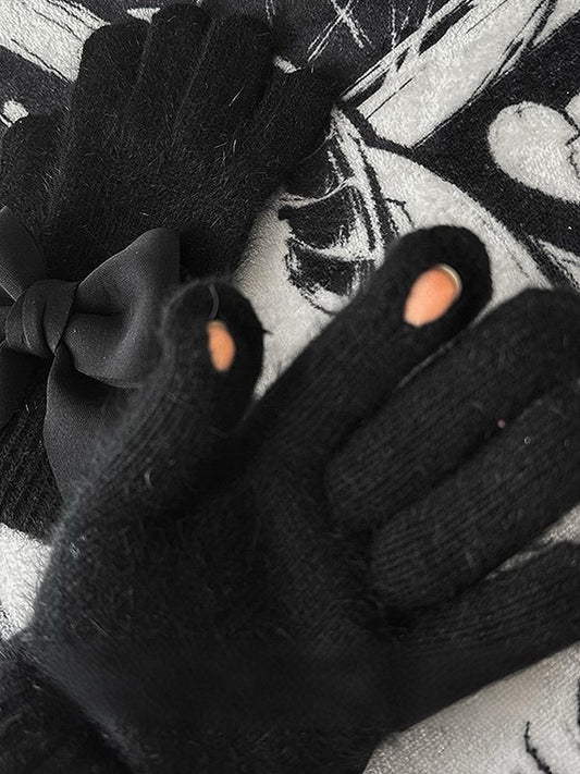 Gothic Details at Gloves Cutout Pads Black Finger Bowknot