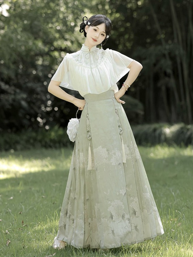 Ming-Style Green and White Top with Floral Print Long Mamian Skirt Set, Modern Chinese Style - Han Ru Chu Hanfu &amp; Han-Element Studi