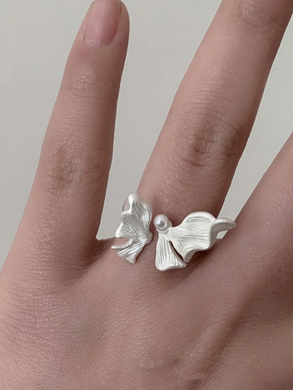 Pearl-Adorned White Butterfly Ring - YSHXS