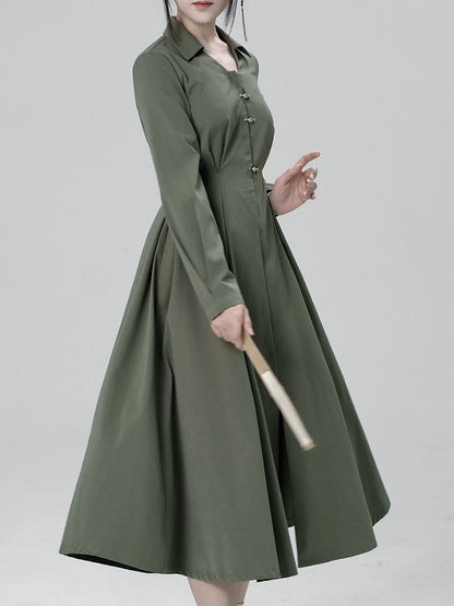 Robe verte Box Dress Plissé Pression Construction Col V Chinois Style Devant