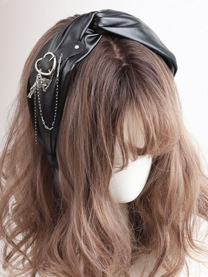Black PU Leather Punk Heart Chain KC