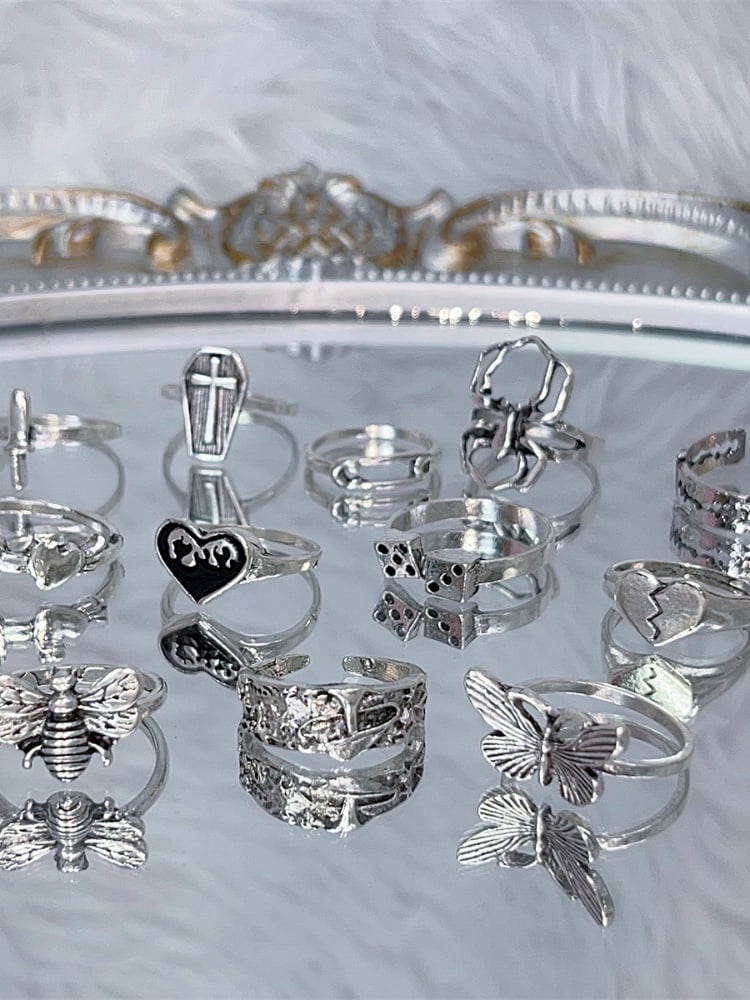 Spinnensarg Schmetterling Gothic Ringe Set