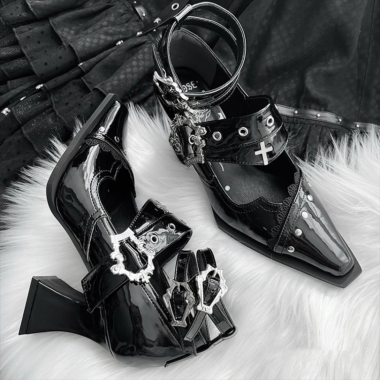 Gothic Spitz Kreuz Punk Heels Sarg Metall in Schnallen Schwarz Block und Poliert 8,5/5cm mit