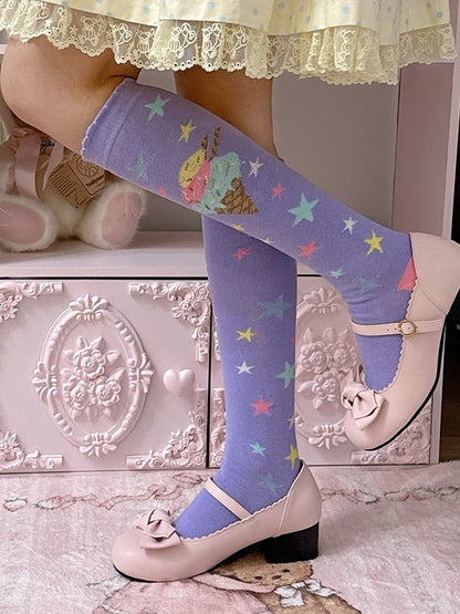 Rosa/Blau/Lila/Gelb/Weiße Lolita-Socken mit Eisdesign und Kalbsdruck in Creme