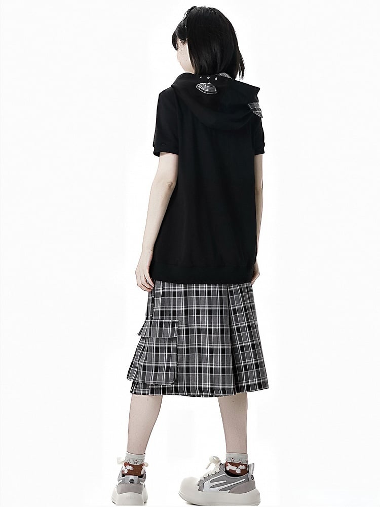 フードグラフィック ブラック キティ イヤー デザイン Tシャツ