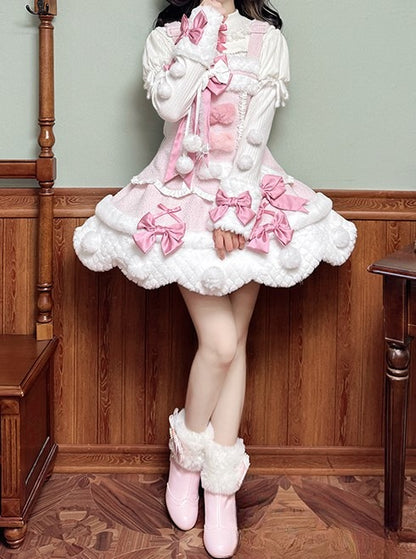 Pom-Poms Pink mit Lolita-Overall-Besatz, gewelltes süßes Kleid, weißer Schleifenrand und
