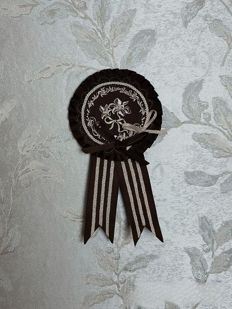 Embroidered Badge Lolita Gray/Brown