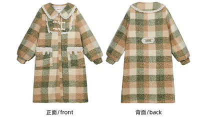 Grüner karierter Fleecemantel mit Polokragen und Spitzenbesatz