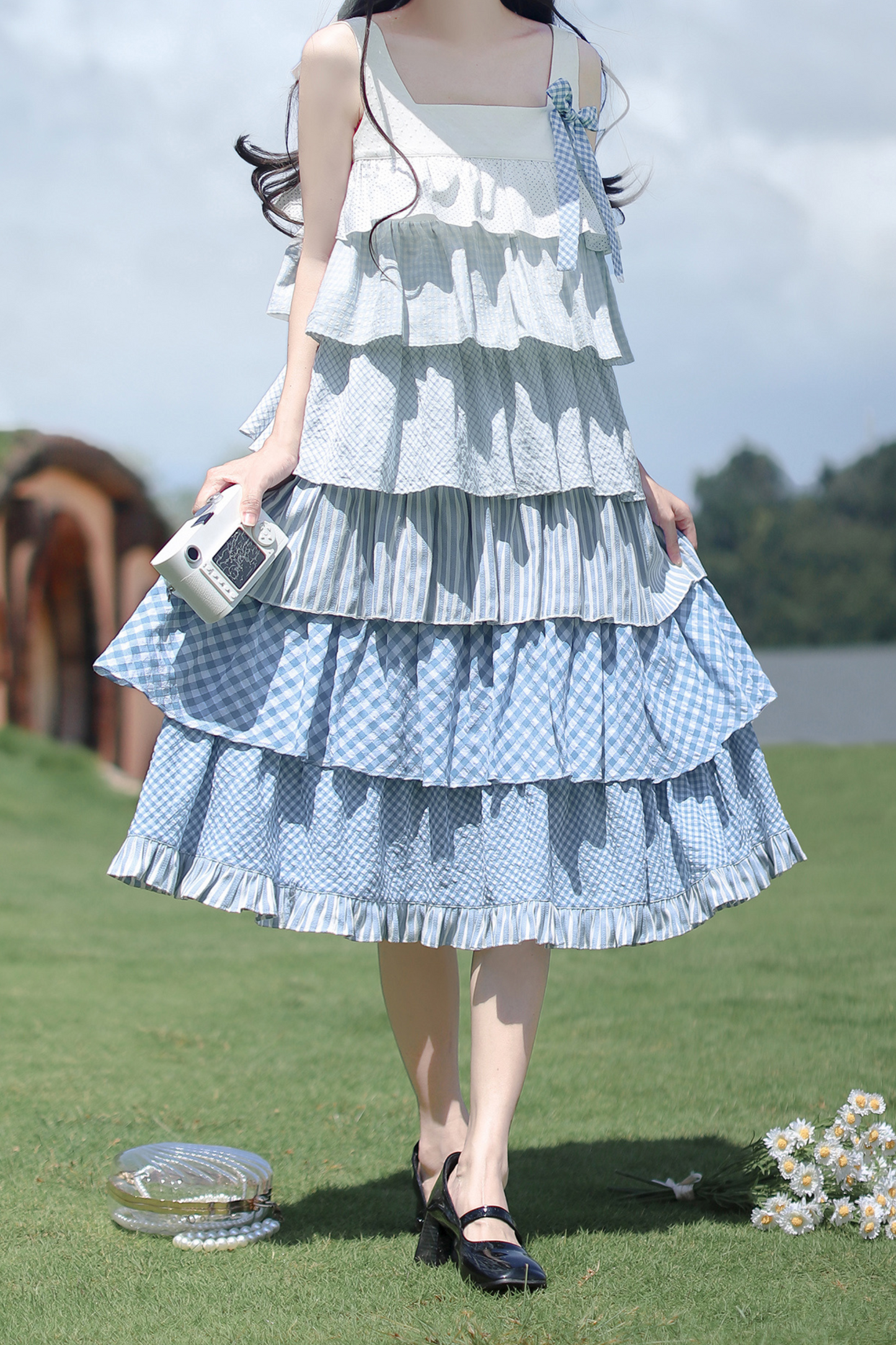 Bandkleid Brosche Himmel gestuft süß + ärmellos