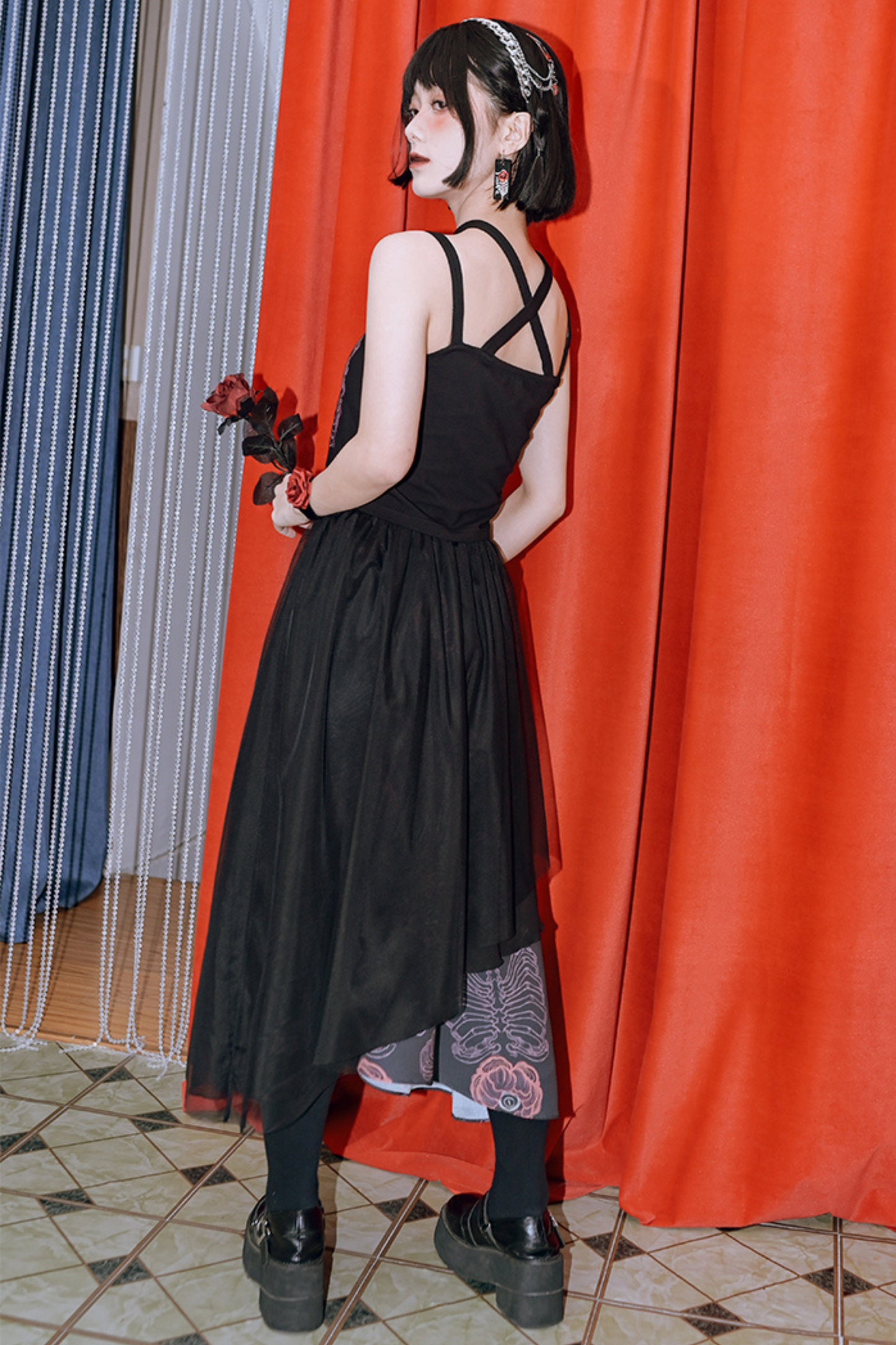 デザインアシンメトリーフローラルメッシュレイヤースカート