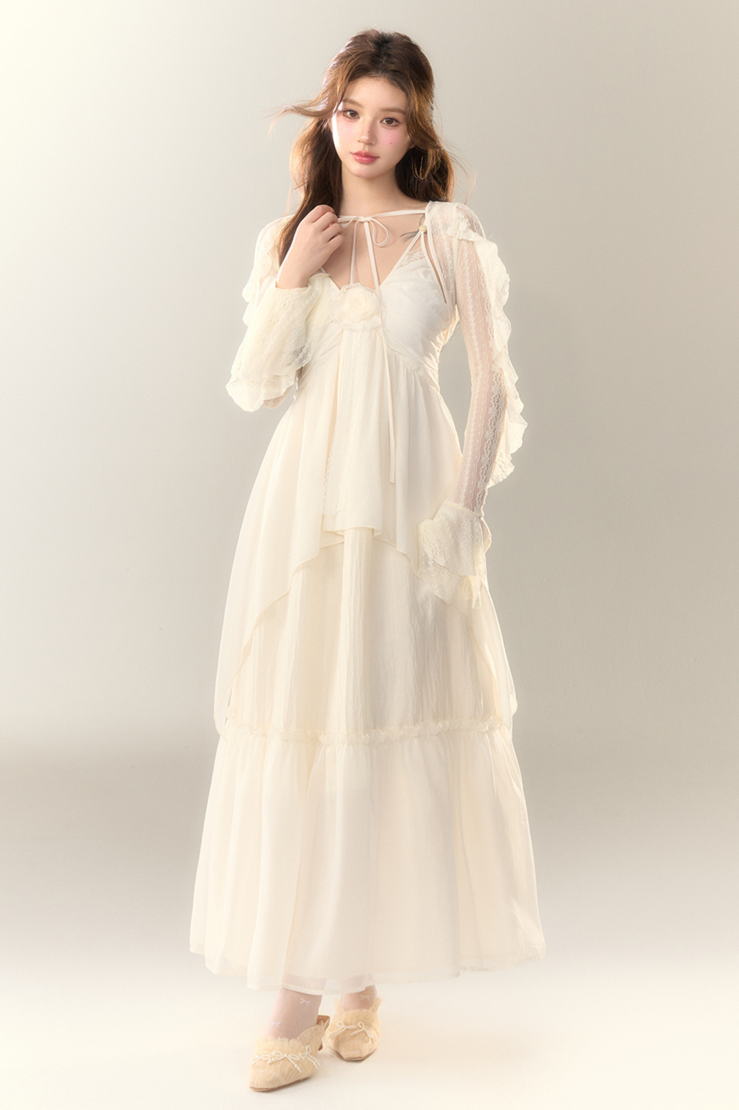 ショート丈のフレンチシアーカーディガン