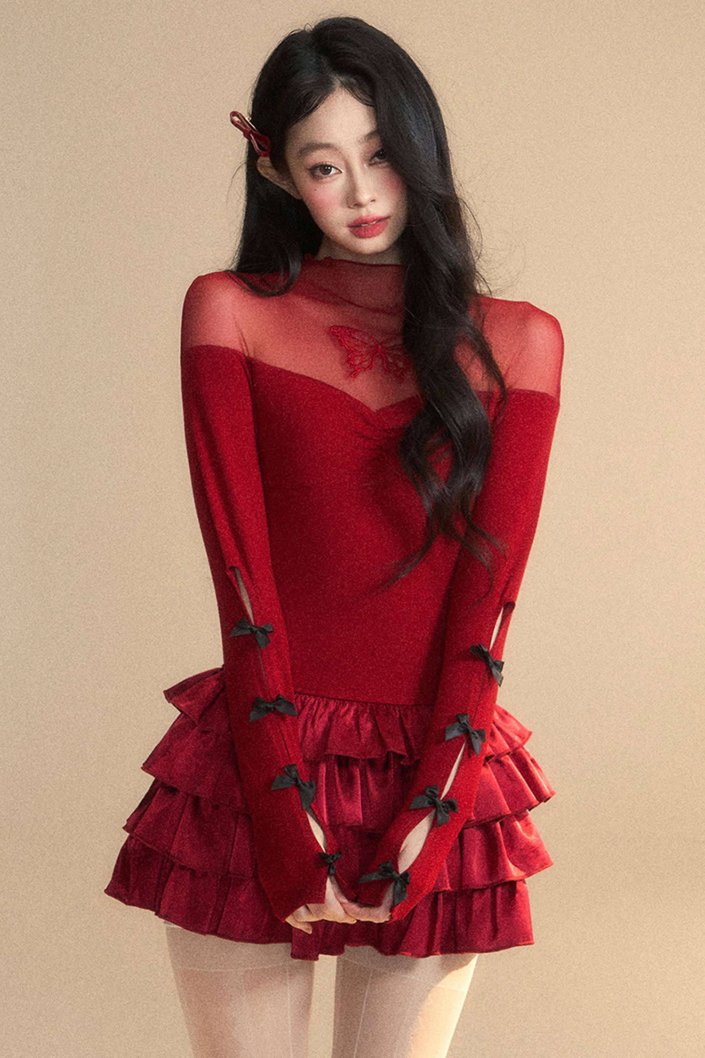 Schickes, transparentes, kurzes Reservierungskleid mit Rüschen