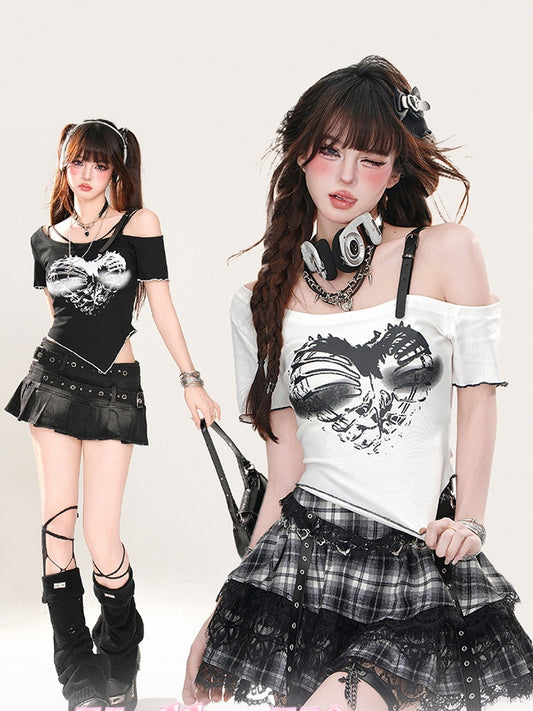 Black/White Asymmetrical Neckline Curved Hem Glamorous Graphic T-shirt