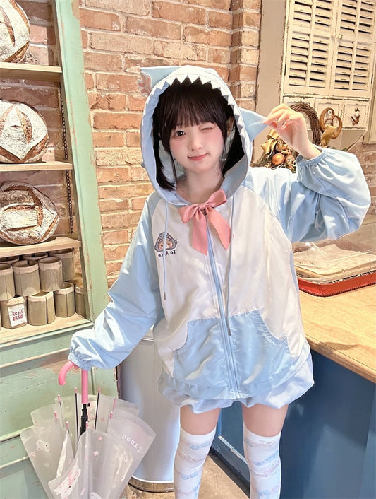 ジャケット シャークデザイン フード ブルー＆ホワイト カラーブロックデザイン ウィンドブレーカー