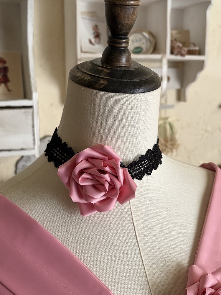 Pink Black Roses Off-Shoulder Boned Lolita Set - Treasure Box Factory