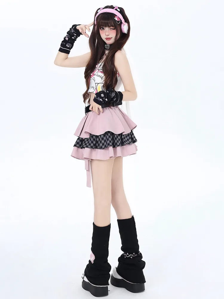 ピンクのティアードスカートとスイートフリーウエストベルト