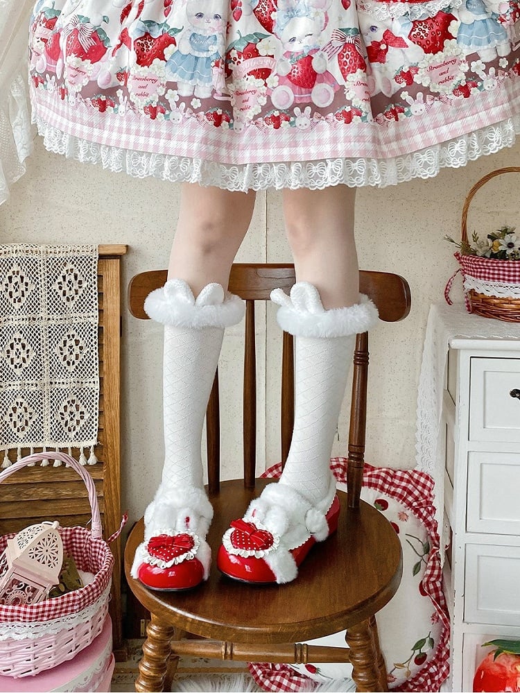 Red Bunny Fur-Trimmed Heart Detail Flat Winter Shoes - Cute Bunny