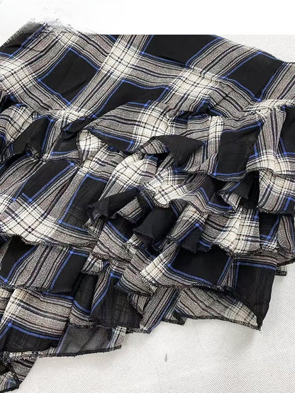 ヴィンテージな白黒チェック柄のアシンメトリーヘムのグラマラスなハイウエストティアードスカート