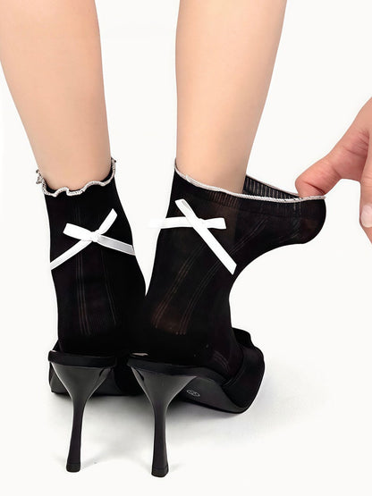 with Vertical Bowknots Pattern Black/White/Gray Socks Cuff Ruffled Striped
