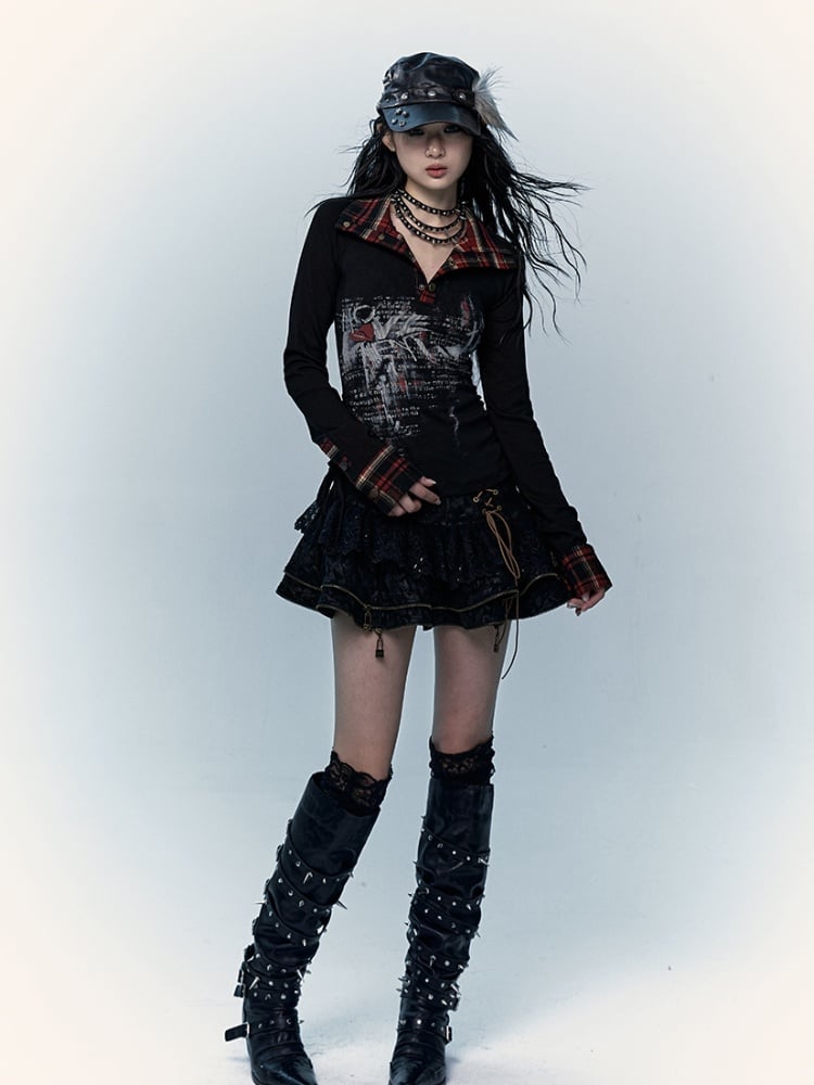 Schwarzer Stufenrock mit Spitzenbesatz und Schnürdetails