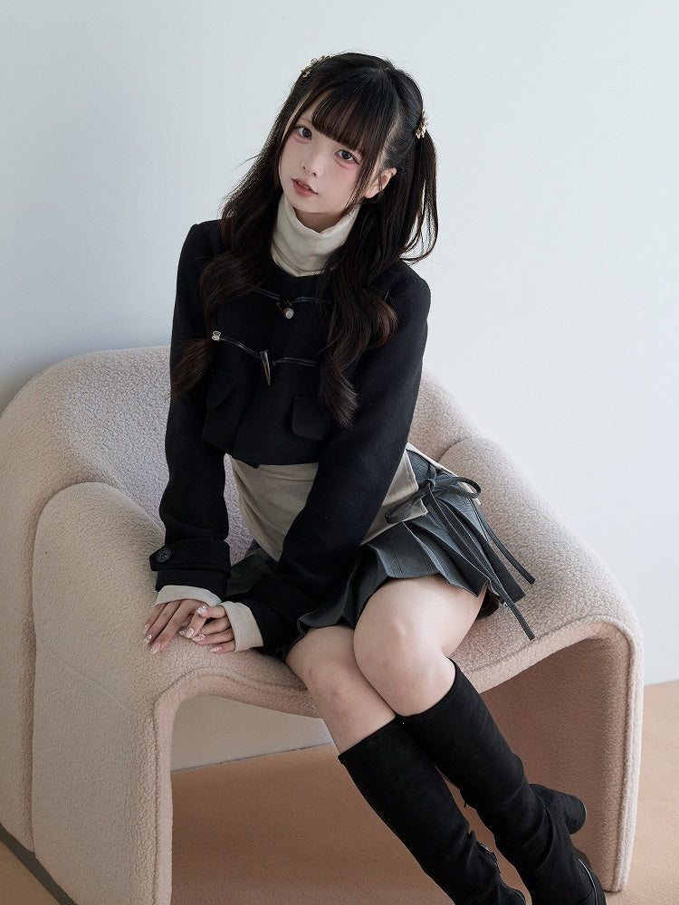 Toggle Jirai Closures Black Wool Cropped Blend with Kei Coat