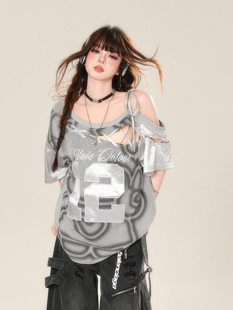 Graues Sport-T-Shirt mit Cut-Outs an der Schulter, Stickerei und Schnürdetail