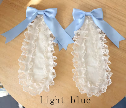 Haarspangen mit Schleifendetails und Spitzenbesatz und Hasenohren