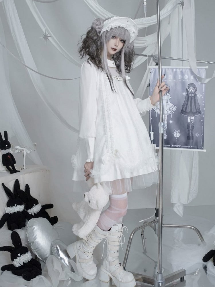 White Gothic Lolita Pleated Dress with Round Collar, Lace and Bowknot Accents - Kuroya