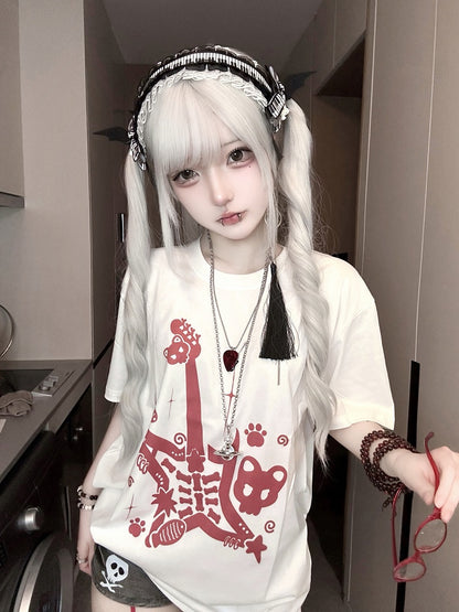 Punk Guitar Print Red Rock and Jirai Kei T-Shirt with Guitar Pick Necklace White