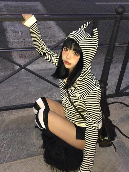 Black Hood Stripes Devil Y2K Hoodie Zip-Up with White